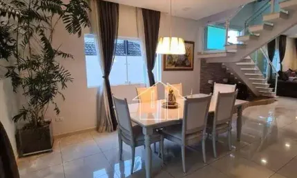 Casa com 4 dormitórios à venda, 359 m² por R$ 2.758.000,00 - Condomínio Residencial Jaguary - São José dos Campos/SP