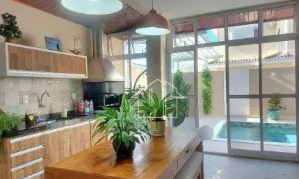 Casa com 4 dormitórios à venda, 250 m² por R$ 1.980.000,00 - Urbanova - São José dos Campos/SP