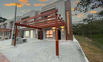 Casa com 3 dormitórios à venda, 130 m² por R$ 1.690.000,00 - Urbanova - São José dos Campos/SP