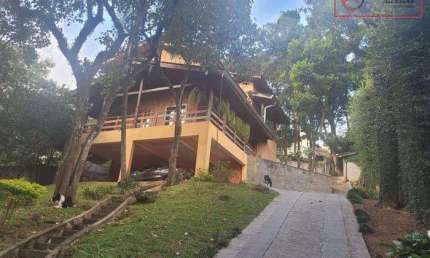 Casa para Venda em Mairiporã, Parque Petrópolis, 5 dormitórios, 2 suítes, 4 banheiros, 4 vagas