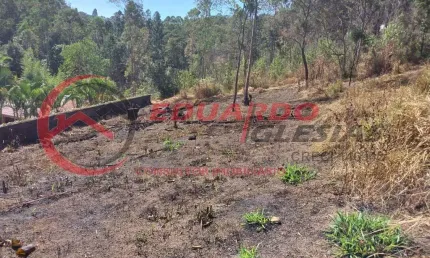 Terreno à venda na Alameda dos Pinheiros, 180, Terra Preta, Mairiporã