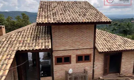 Casa para Venda em Mairiporã, Parque Petrópolis, 3 dormitórios, 3 suítes, 4 banheiros, 3 vagas