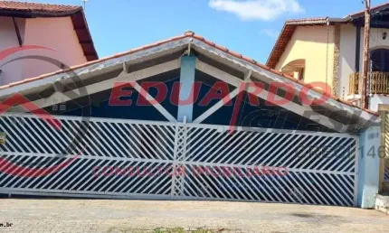 Casa para Venda em Mairiporã, Jardim Carpi, 4 dormitórios, 1 suíte, 1 banheiro, 4 vagas