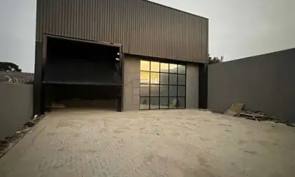 Barracão / Galpão / Depósito à venda na Rua Diogo Mugiatti, 901, Boqueirão, Curitiba, 330 m2 por R$ 1.700.000