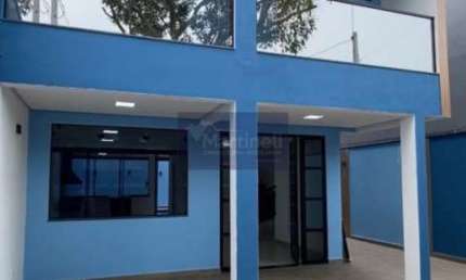 Imperdível casa à venda em Suarão, Itanhaém-SP: 3 quartos, 3 suítes, 2 salas, 4 banheiros, 3 vagas, 116m².