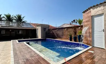 Imperdível: Casa à venda em Itanhaém-SP, bairro Regina, 3 quartos, 4 vagas, 89m². Venha conferir!
