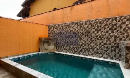 Casa à venda em itanhaém-sp, bairro cibratel ii: 2 quartos, 2 banheiros, 59m² de área. aproveite!