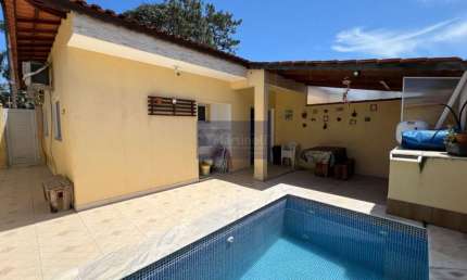 Imperdível oportunidade: Casa à venda em Itanhaém-SP, Bopiranga, 2 quartos, 2 salas, 1 vaga, 70m²!