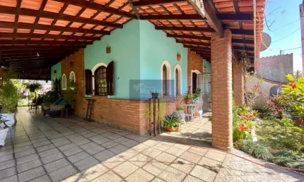 Casa com 3 quartos à venda no Jardim Regina, Itanhaém , 120 m2 por R$ 450.000