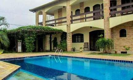 Casa com 4 quartos à venda no Satélite, Itanhaém  por R$ 1.500.000