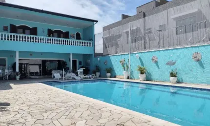 Imperdível oportunidade: casa à venda em itanhaém-sp, bairro cibratel 1, com 5 quartos, 4 suítes, 3 salas, 7 banheiros, 8 vagas e 524m² de área.