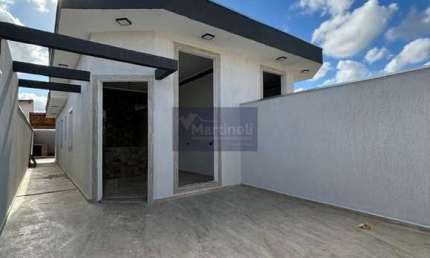 Imperdível oportunidade de casa à venda em Itanhaém-SP, no bairro Tupy: 2 quartos, 1 suíte, 1 sala, 2 banheiros, 2 vagas de garagem, 72m²!