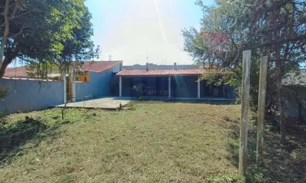 Casa à venda em Itanhaém-SP, no bairro Regina: 1 quarto, 1 sala, 1 banheiro, 5 vagas, 67m² de área. Imperdível!