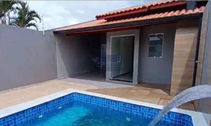 Imperdível oportunidade: Casa à venda em Itanhaém-SP, bairro Nova Itanhaém, 3 quartos, 1 suíte, 1 sala, 3 banheiros, 2 vagas, 85m².