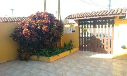 Casa com 2 quartos para alugar no Balneário Tupy, Itanhaém , 152 m2 por R$ 1.700