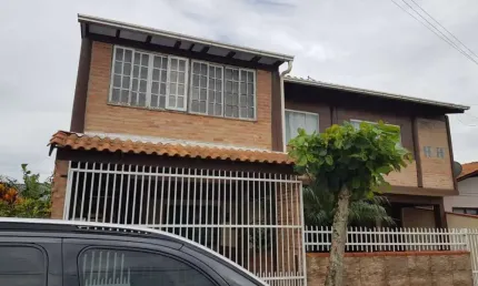 Casa à venda no Armação, Penha 