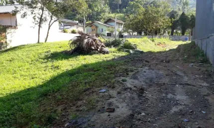 TERRENO COM 923M2 E 20M DE FRENTE EM CORREDOR DE SERVIÇOS (USO RESIDENCIAL OU COMERCIAL/INDUSTRIAL)