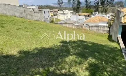 Terreno à venda no Condomínio Valville 1 em Santana de Parnaíba - SP