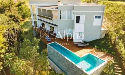 Casa à venda no Condomínio Park Mantiqueira em Santo Antônio do Pinhal - SP.