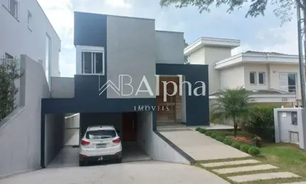 Casa à venda no Condomínio New Ville em Santana de Parnaíba - SP