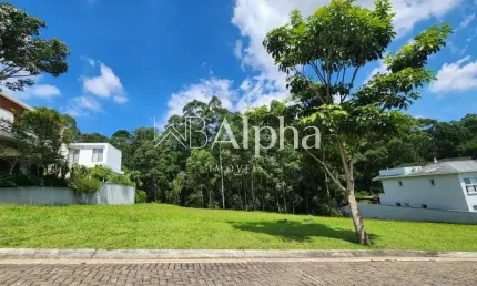Terreno à venda no Tamboré 11 em Santana de Parnaíba - SP
