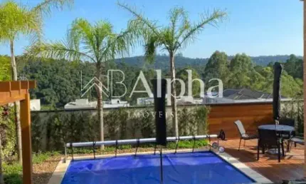 Casa térrea à venda no Condomínio Itahyê - Santana de Parnaíba - SP