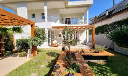 Casa para vendae locação no Condomínio Morada dos Lagos - Aldeia da Serra - Barueri - SP