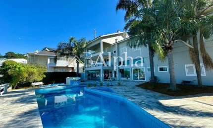 Casa mobiliada para locação e venda no  Residencial Alphaville 10 em Santana de Parnaíba - SP