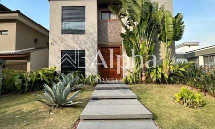 Casa para locação e venda no Condomínio Villa Solaia em Barueri - SP