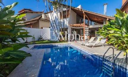 Casa a venda no Residencial Alphaville 6 em Santana de Parnaíba - SP