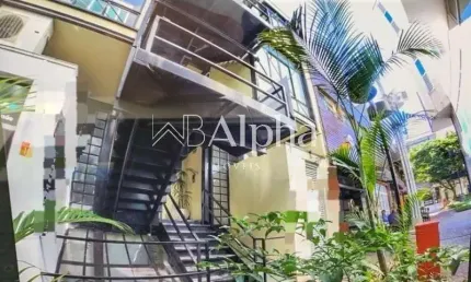 Prédio comercial a venda no Centro Comercial em Alphaville - SP
