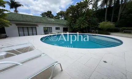 Casa térrea a venda no Residencial Alphaville 1 em Barueri - SP