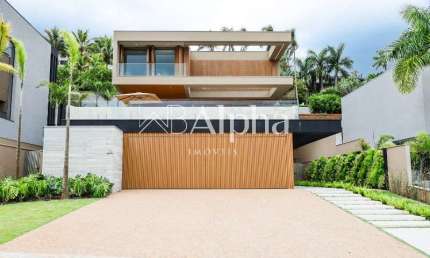 Mansão mobiliada a venda no Residencial Tamboré 2 em Santana de Parnaíba - SP