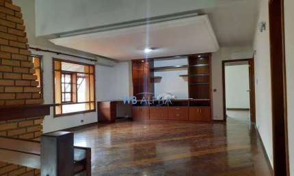 Casa à venda no Residencial Alphaville 9 em Santana de Parnaíba - SP