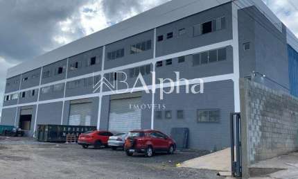 Galpão moderno e com ampla infraestrutura à venda e locação em Santana de Parnaíba.