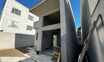 Casa Linear Independente com Amplo Quintal no Bairro Enseada das Gaivotas  Rio das Ostras/RJ!