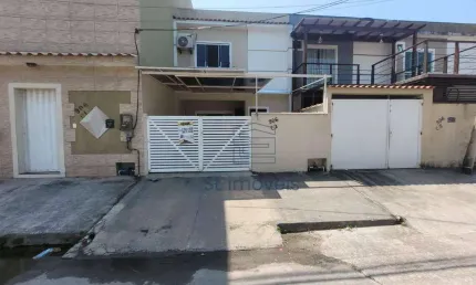 Casa à venda, 62 m² por R$ 210.000,00 - Cidade Praiana - Rio das Ostras/RJ