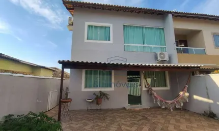 Casa com 3 dormitórios à venda, 128 m² por R$ 500.000 - Jardim Mariléa - Rio das Ostras/RJ