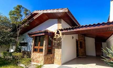 Casa de Condomínio - Urbanova - Condomínio Altos da Serra I - 4 Dormitórios (1 S
