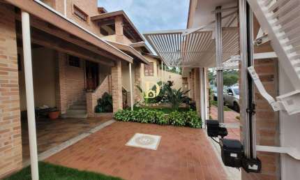 Casa - Internacional Park  - Guaratinguetá - 4 Dormitórios (2 Suítes) - 473m²