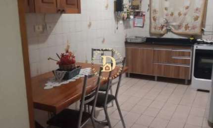 Casa - Jardim Santa Maria Jacareí - 3 Dormitórios - 150m² - Aceita permuta.