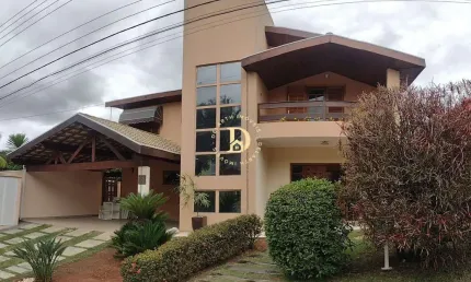 Casa Condominio Coleginho - Jacareí - SP -  4 Dormitórios(2 suítes) - 340 m2
