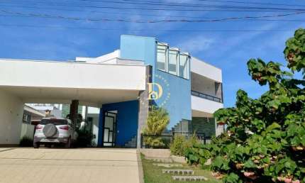 Casa - Condomínio Reserva da Barra - SJCampos - 3 Suítes  - 320 m²