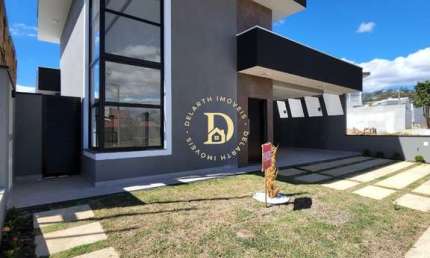 Linda casa moderna 150m² de aréa construída no Condominio Terras do vale