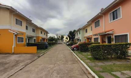 Sobrado - Limoeiro - Condominio Residencial Limoeiro - 2 Dormitórios - 80 m²