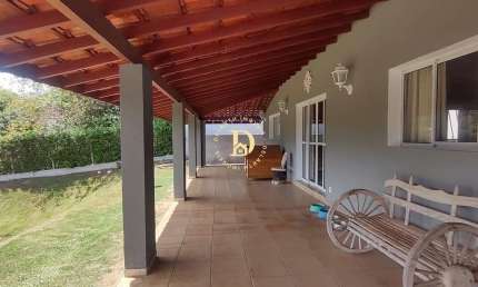 Chácara em Condominio Fechado - Indaiatuba - com 3 casas - 696,45m2