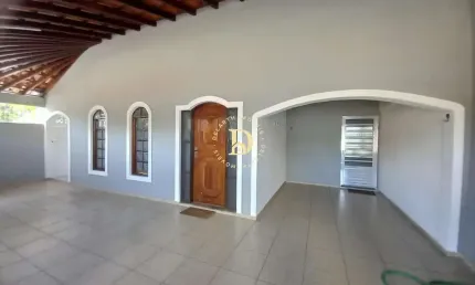 Casa - Parque Industrial - SJC - SP - 3 Dormitórios - (1 Suíte ) 120m²
