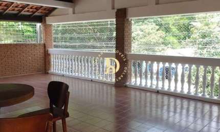 Casa - Bq. dos Eucaliptos -  3 dormitórios (1 suíte) - 394 M²