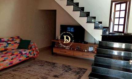 Sobrado - Bosque dos Ipês - SJCampos - 3 Dorm (1 suíte) - 204m²