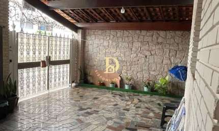 Casa com edícula - 3 dorm. - 1 suíte - 150m² - Conj. Res. 31 de Março - SJCampos